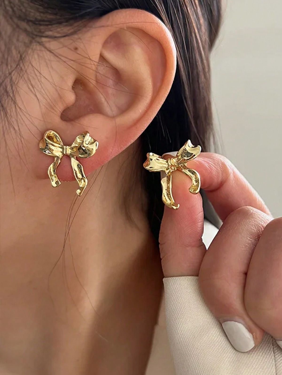 Gold Drip Bow Studs