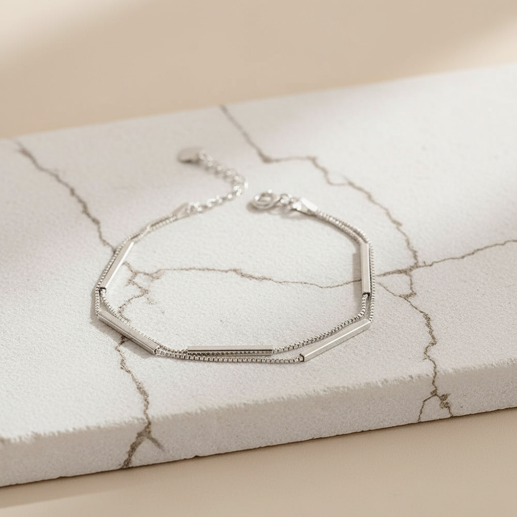 Minimalist Silver Bar Chain